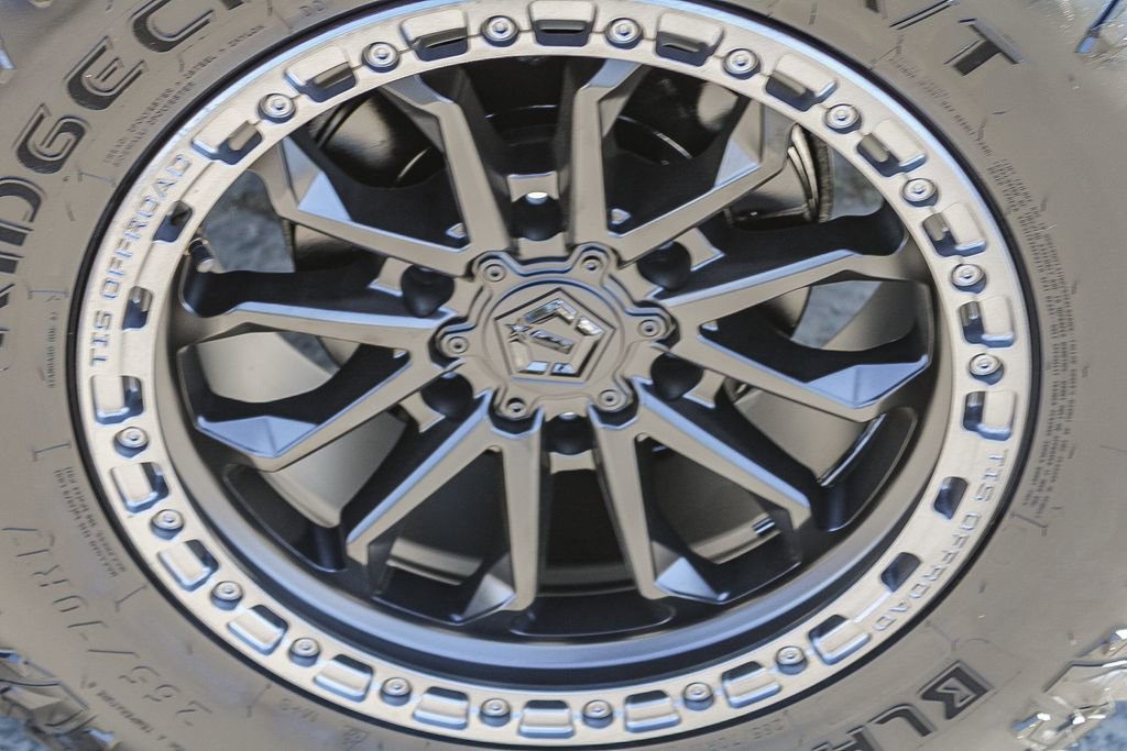 Used 2018 Toyota Tacoma SR w/ SR Convenience Package image 11