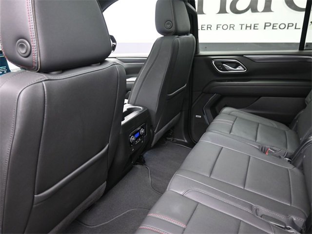 Used 2024 Chevrolet Suburban RST w/ Luxury Package image 25