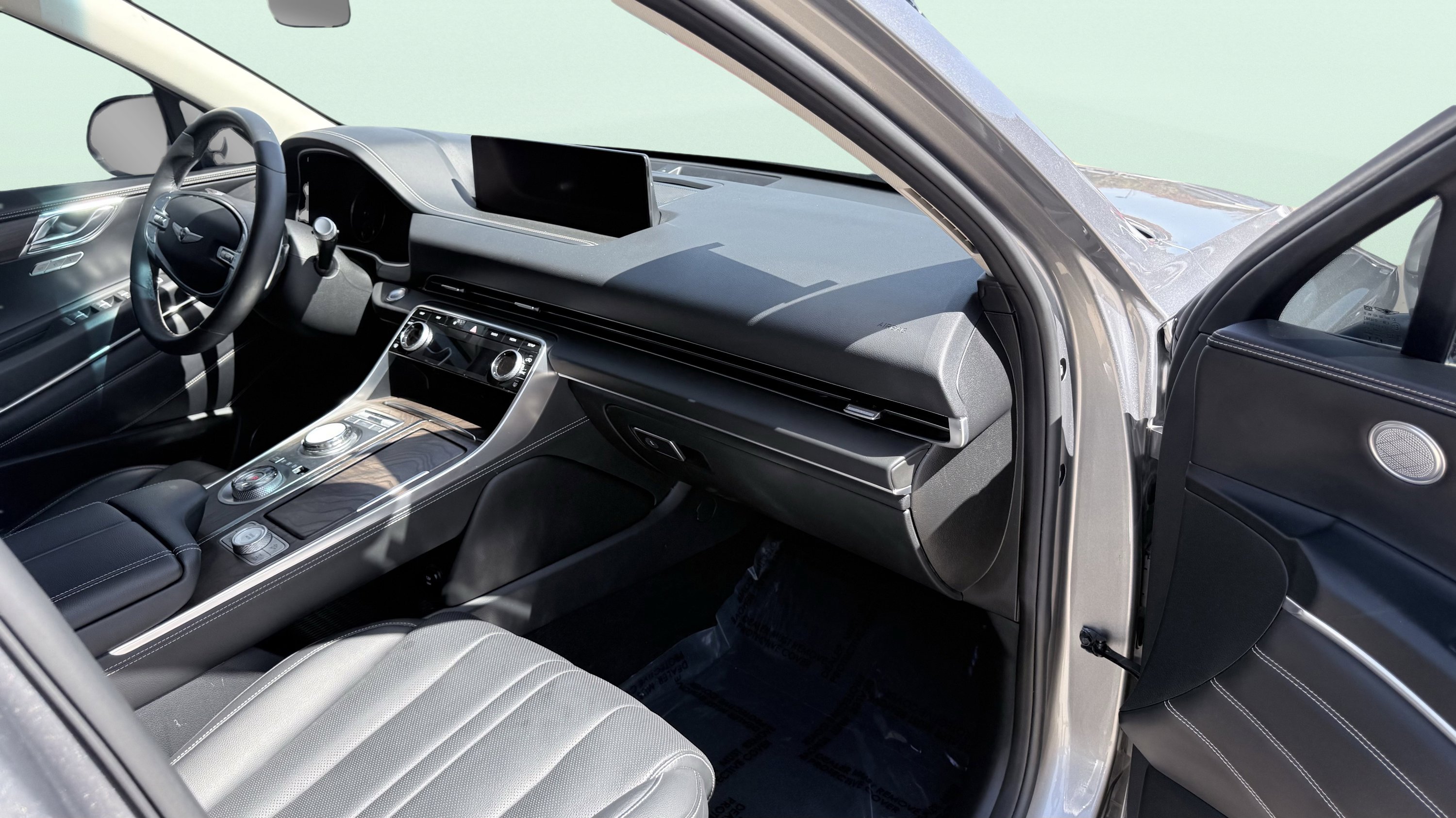 Used 2024 Genesis GV80 2.5T image 44