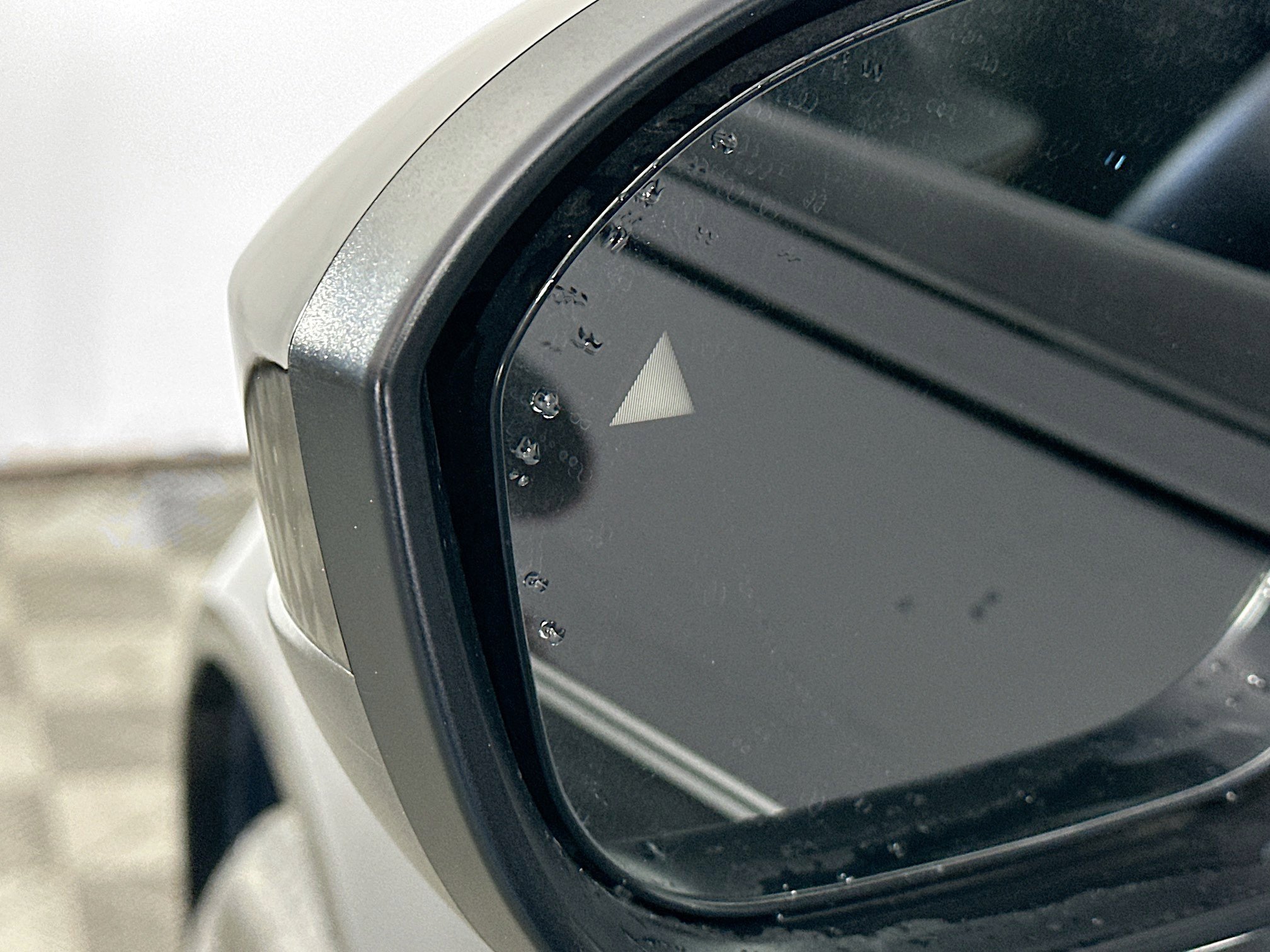 Used 2023 Nissan Ariya AWD image 16