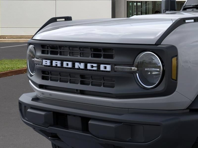 New 2026 Ford Bronco 4-Door AWD/4WD image 19