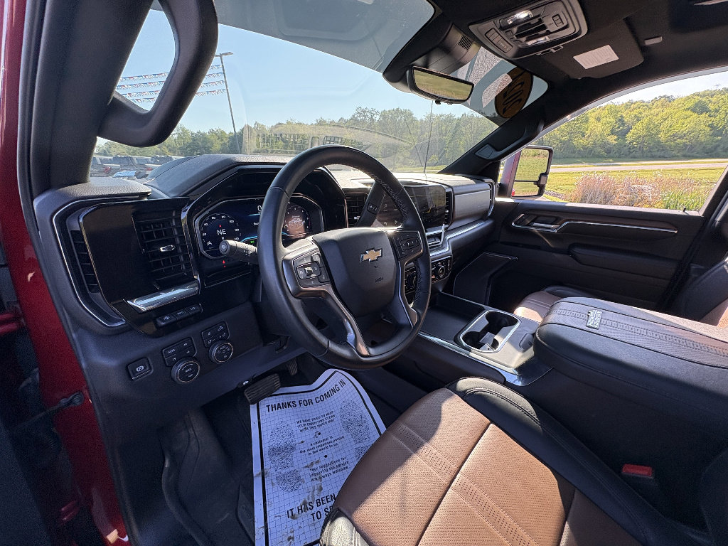 Used 2024 Chevrolet Silverado 3500 High Country w/ High Country Premium Package AWD/4WD image 31
