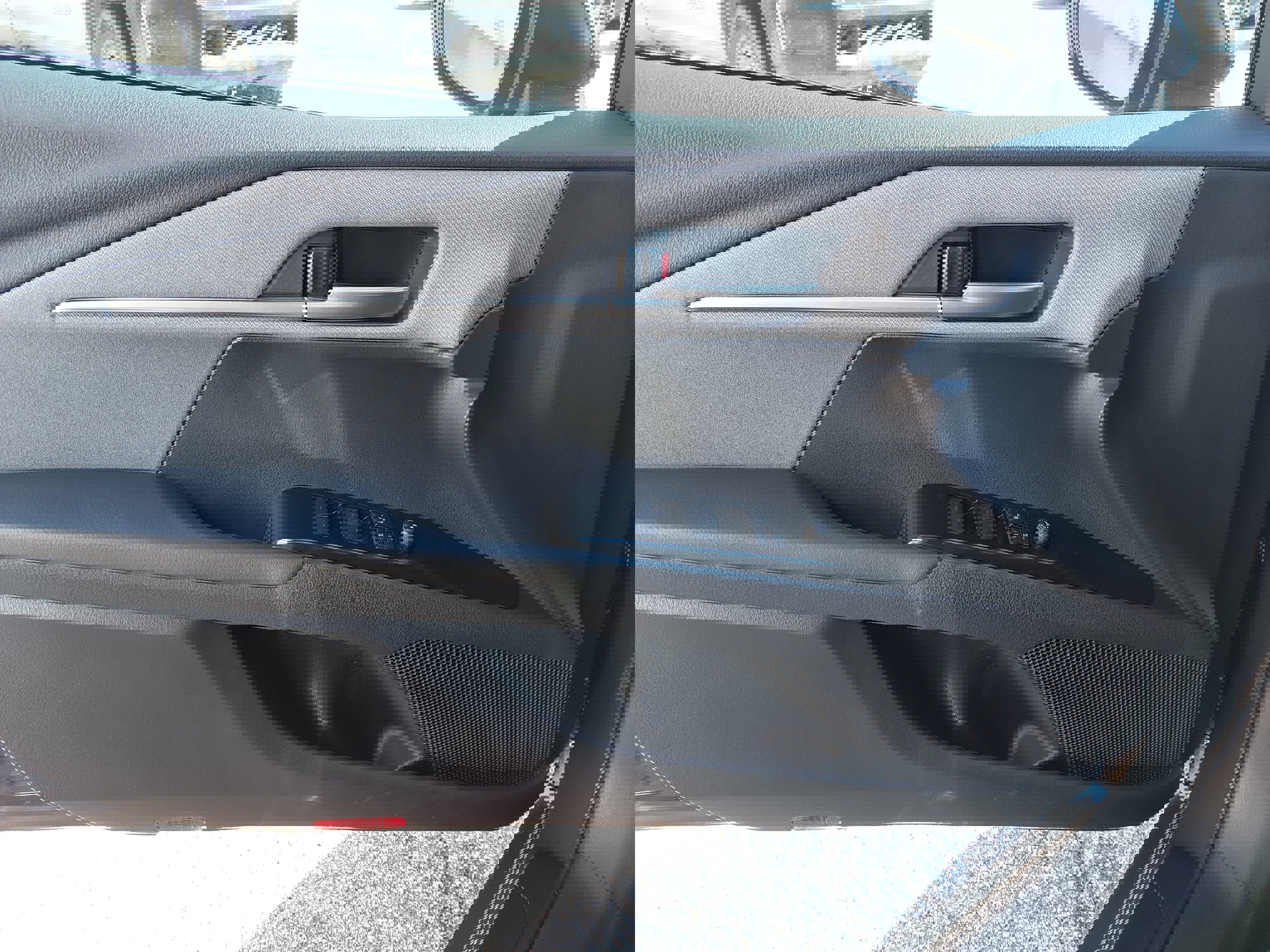 Used 2025 Toyota Camry LE image 29