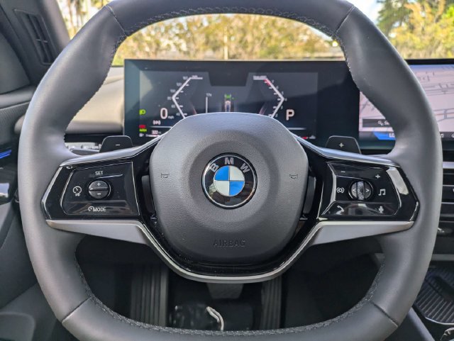 Used 2024 BMW 530i w/ Convenience Package RWD image 29