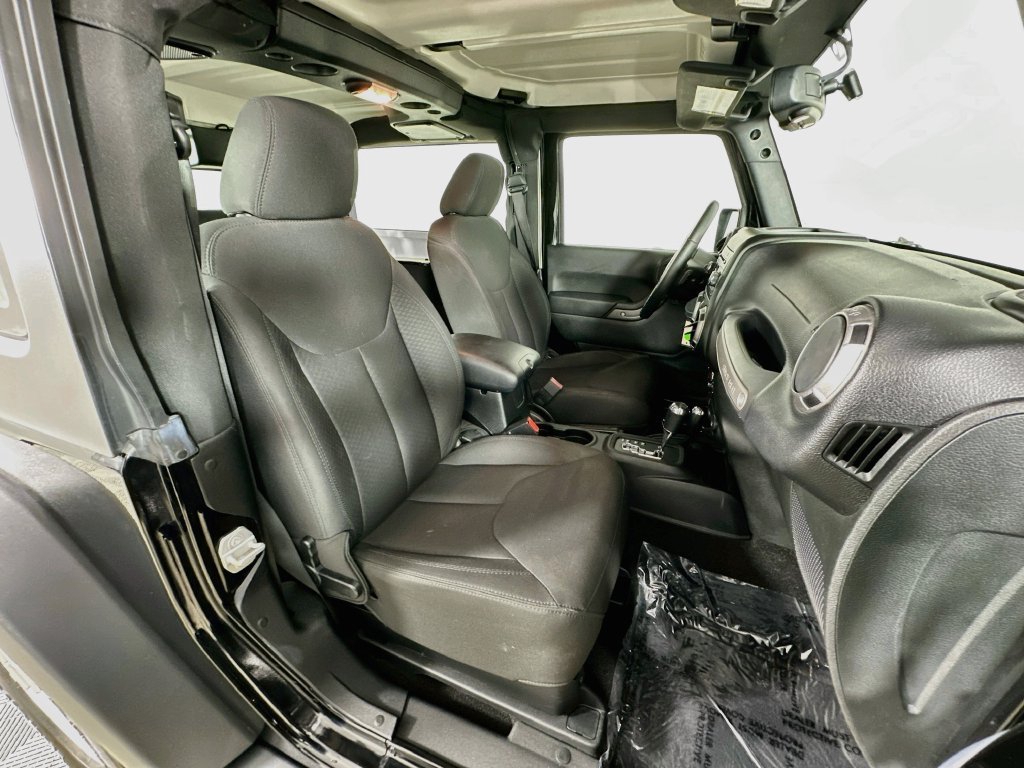 Used 2015 Jeep Wrangler Sport AWD/4WD image 29