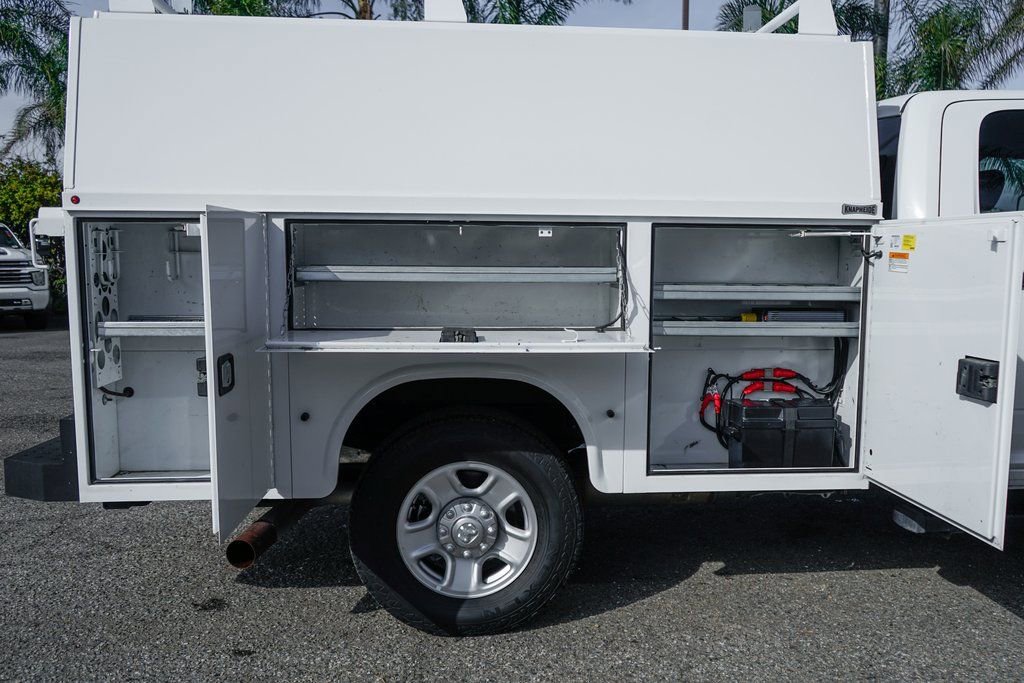 Used 2022 RAM 3500 Tradesman w/ Safety Group AWD/4WD image 9