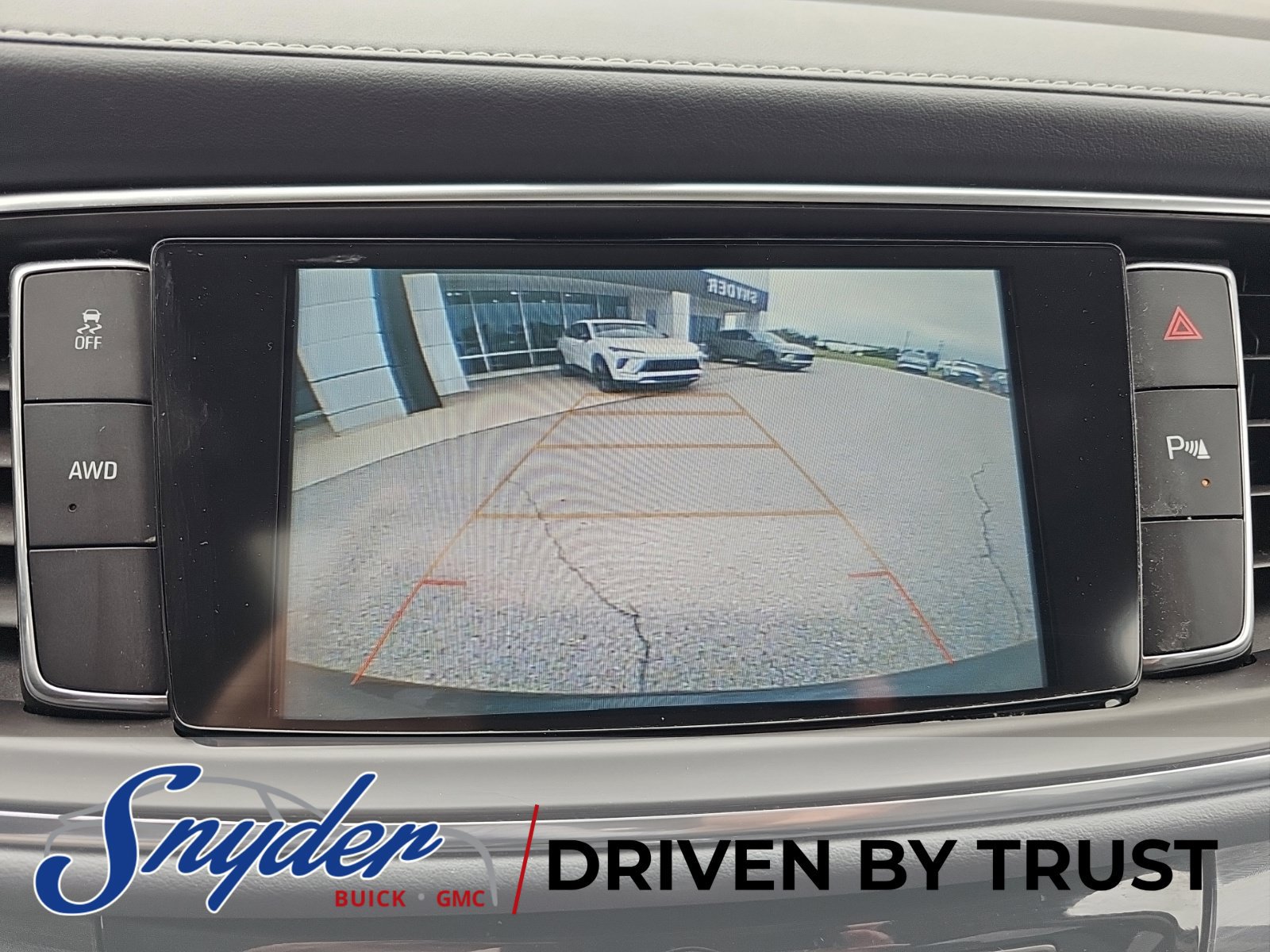 Used 2019 Buick Enclave Essence AWD/4WD image 20