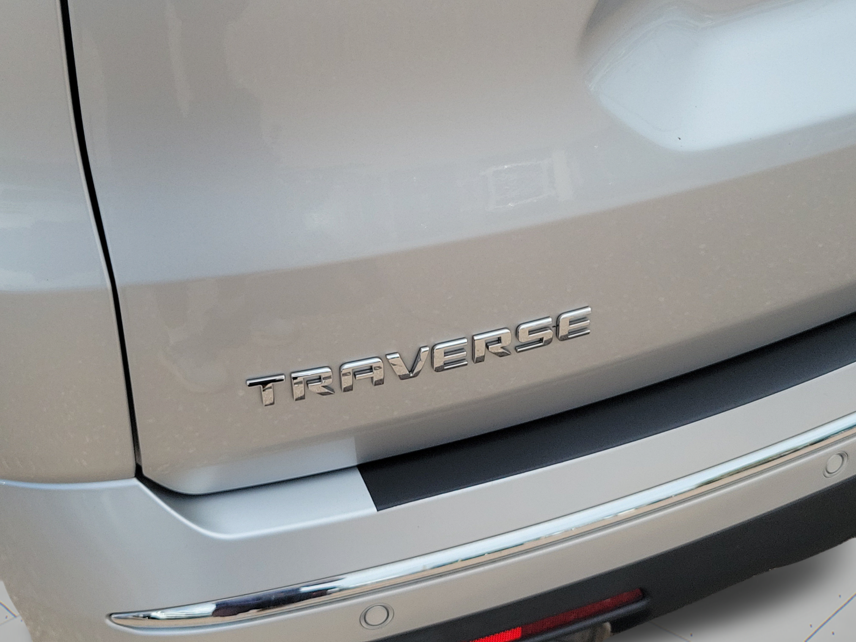 Used 2018 Chevrolet Traverse Premier w/ Driver Confidence II Package FWD image 27