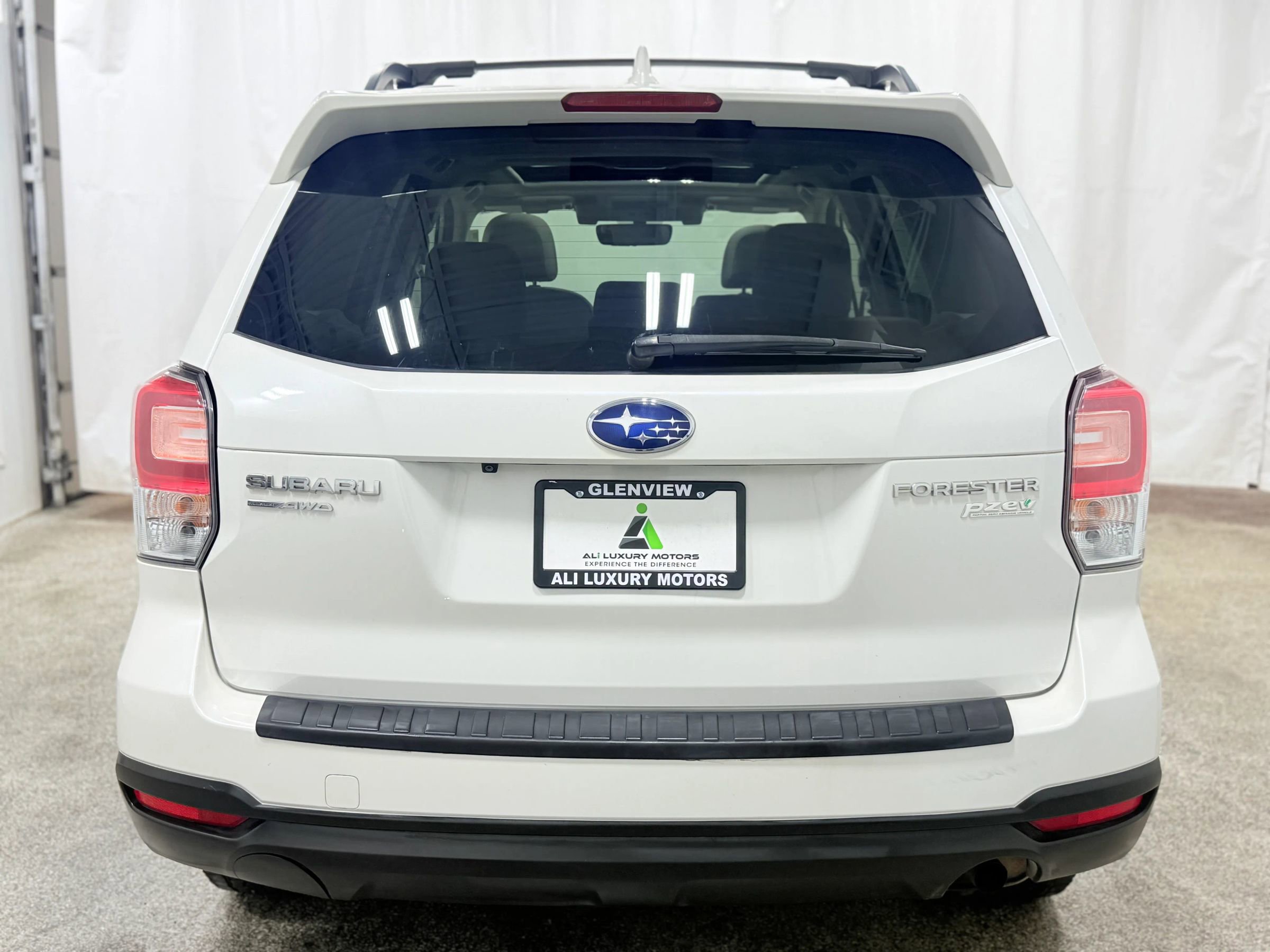 Used 2017 Subaru Forester 2.5i Premium image 7