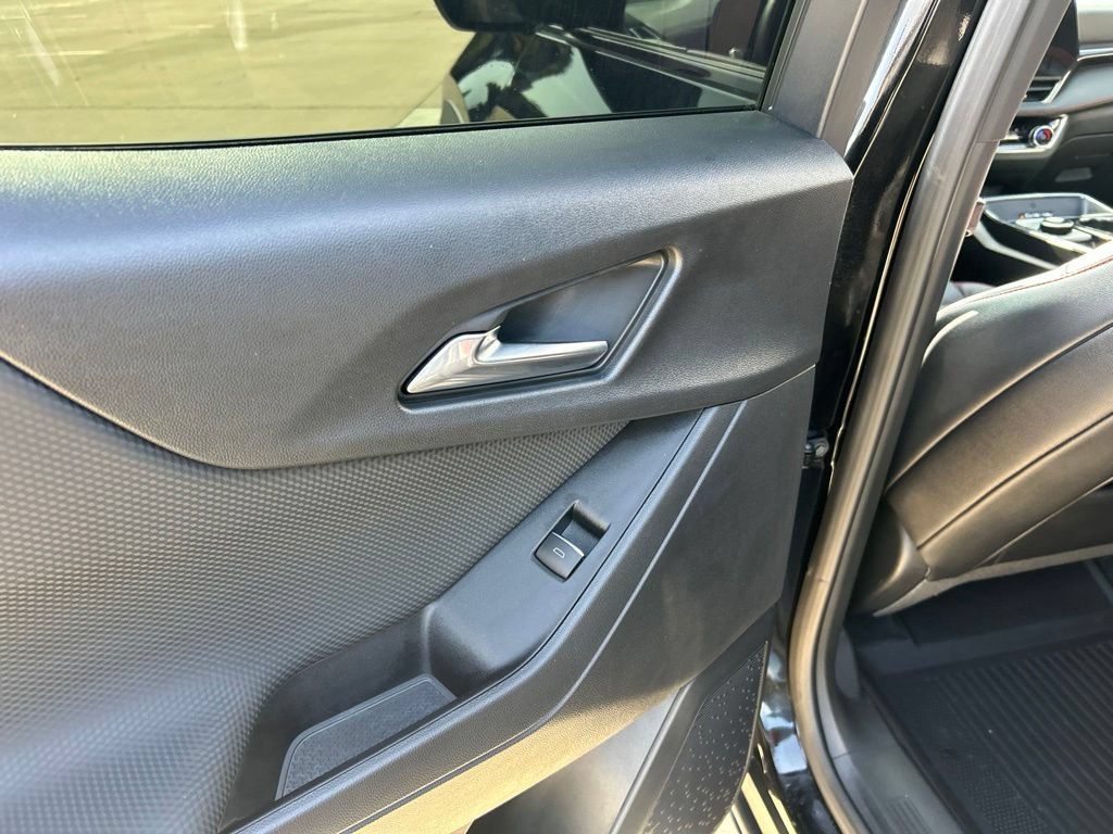 Used 2025 Chevrolet Equinox RS w/ Convenience Package III FWD image 28
