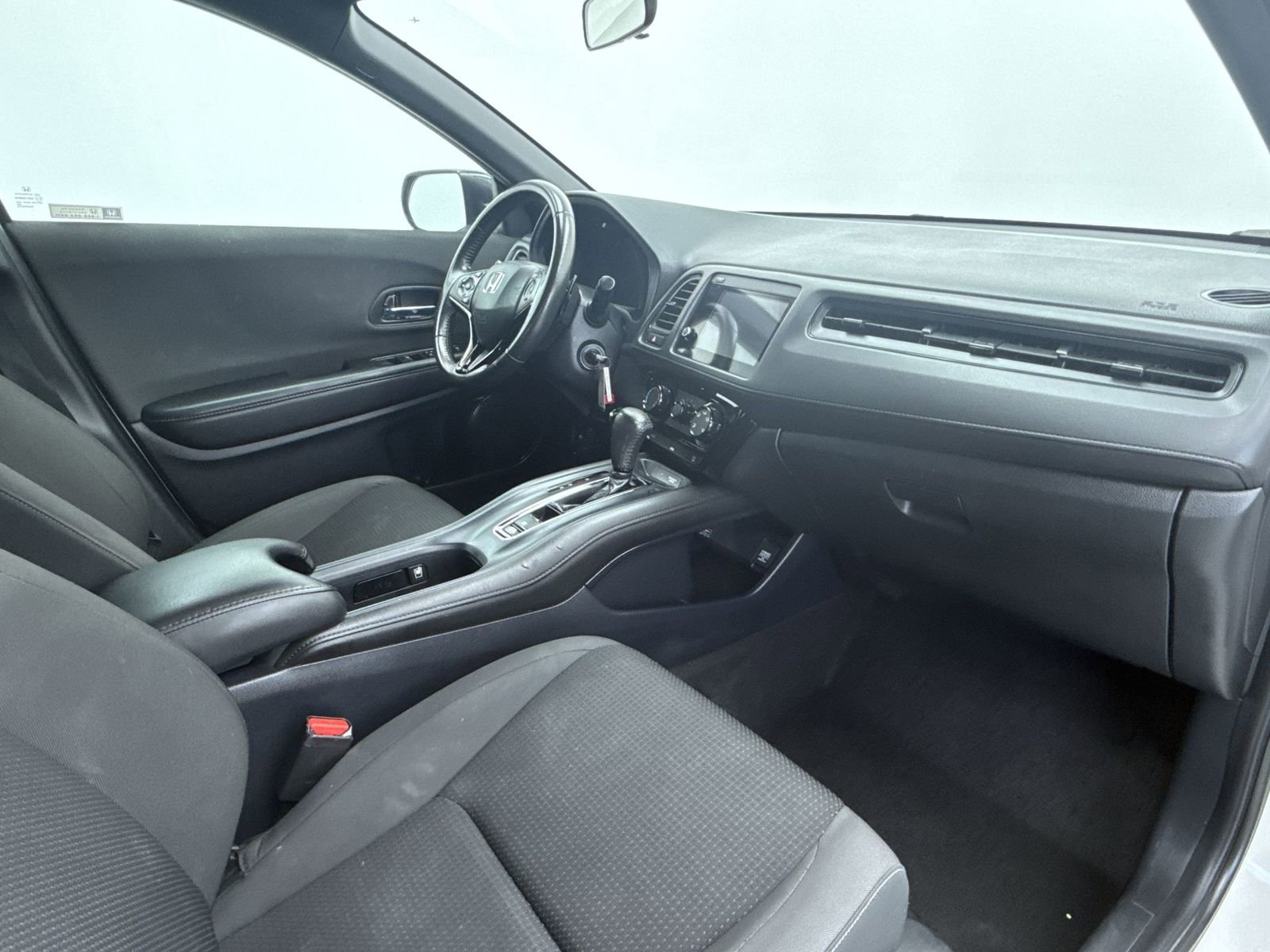 Used 2021 Honda HR-V Sport image 16