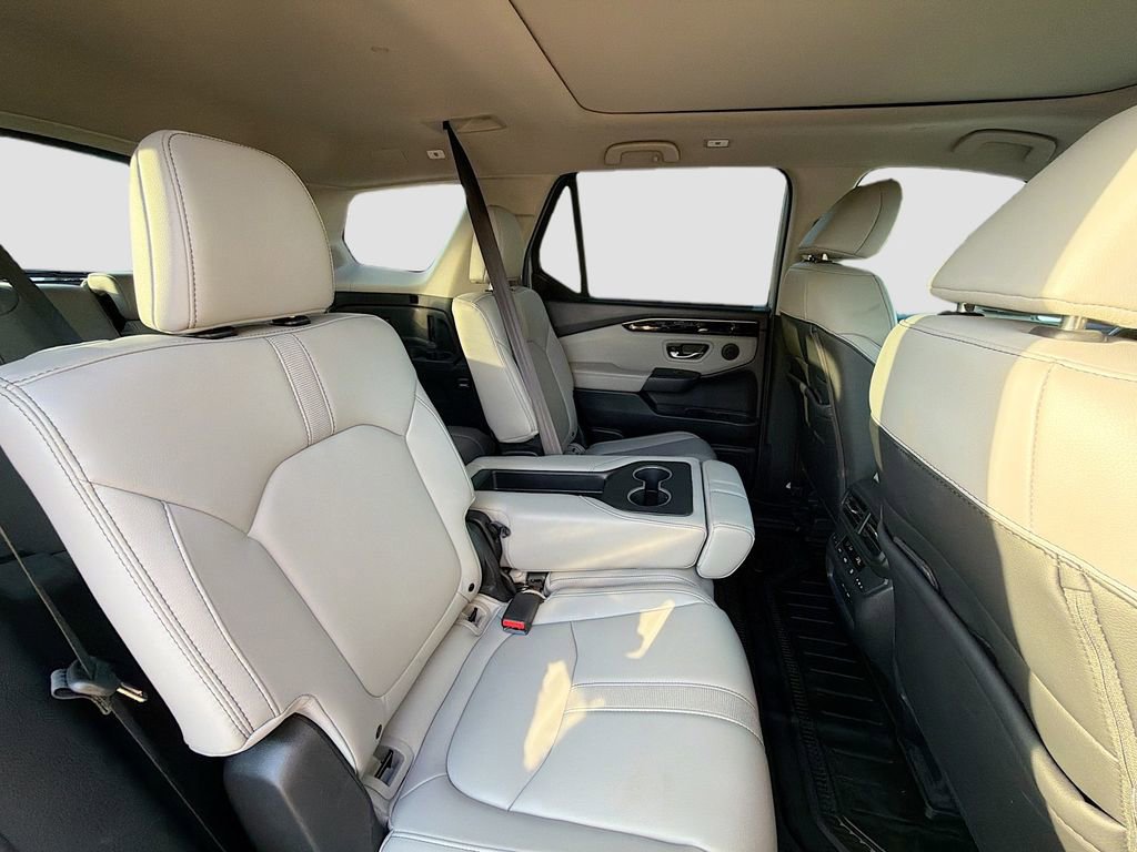 Used 2024 Honda Pilot Touring image 30