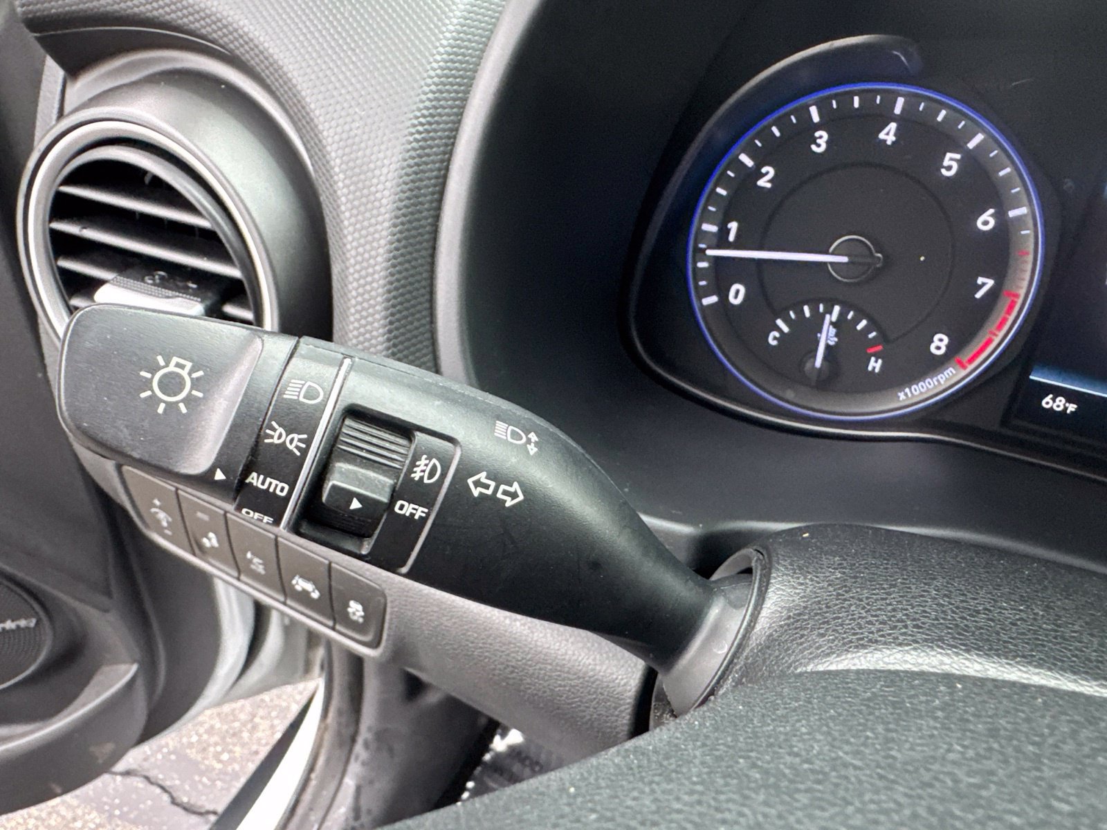Used 2020 Hyundai Kona Ultimate AWD/4WD image 19