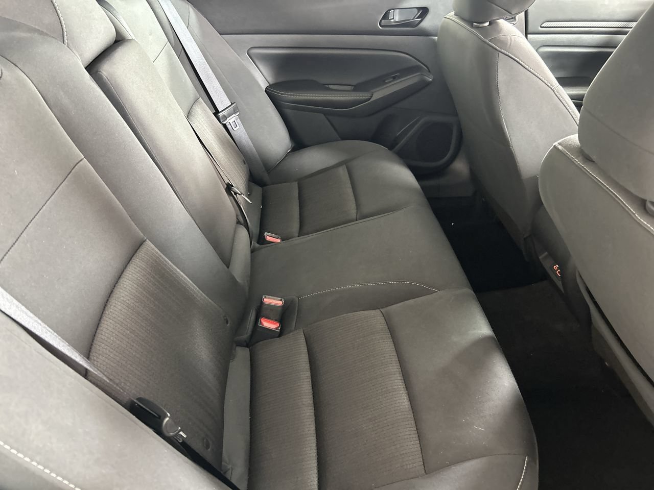 Used 2025 Nissan Altima 2.5 SV FWD image 24