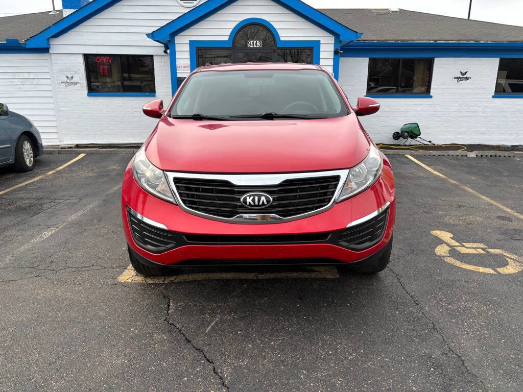Used 2013 Kia Sportage LX FWD image 2
