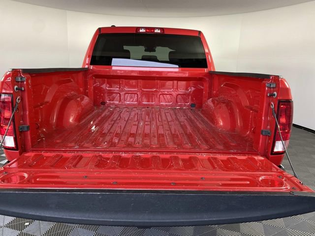 Used 2022 RAM 1500 Classic SLT image 8