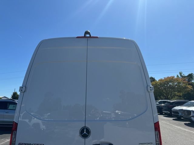 Used 2026 Mercedes-Benz Sprinter 2500 image 8