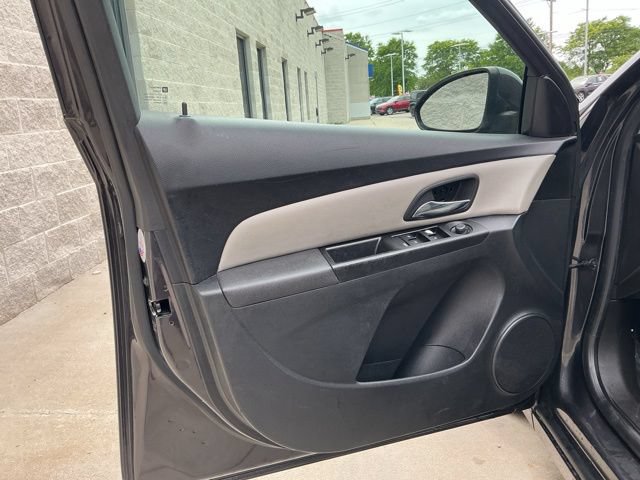 Used 2014 Chevrolet Cruze LT FWD image 13