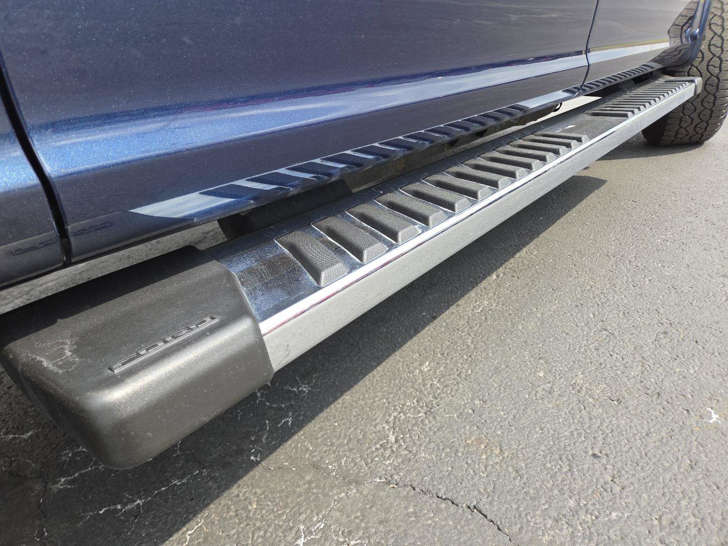 Used 2019 Ford F150 Lariat w/ Equipment Group 502A Luxury AWD/4WD image 24
