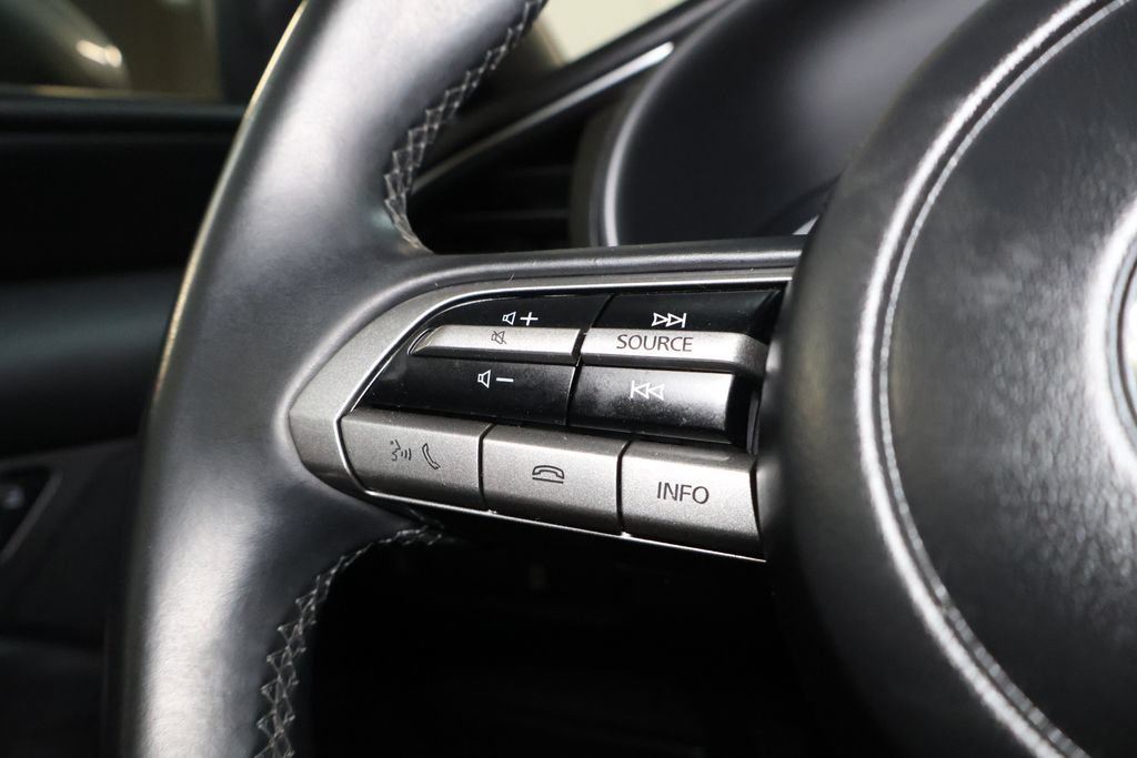 Used 2022 MAZDA MAZDA3 s FWD image 20