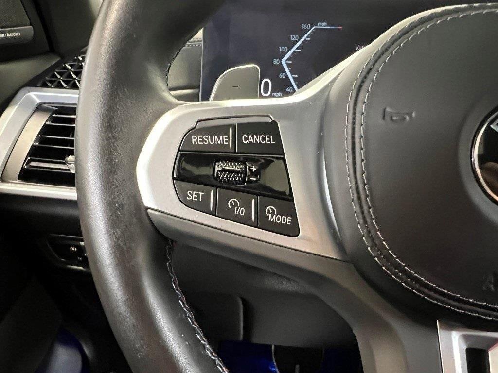 Used 2023 BMW X7 M60i w/ Executive Package image 40