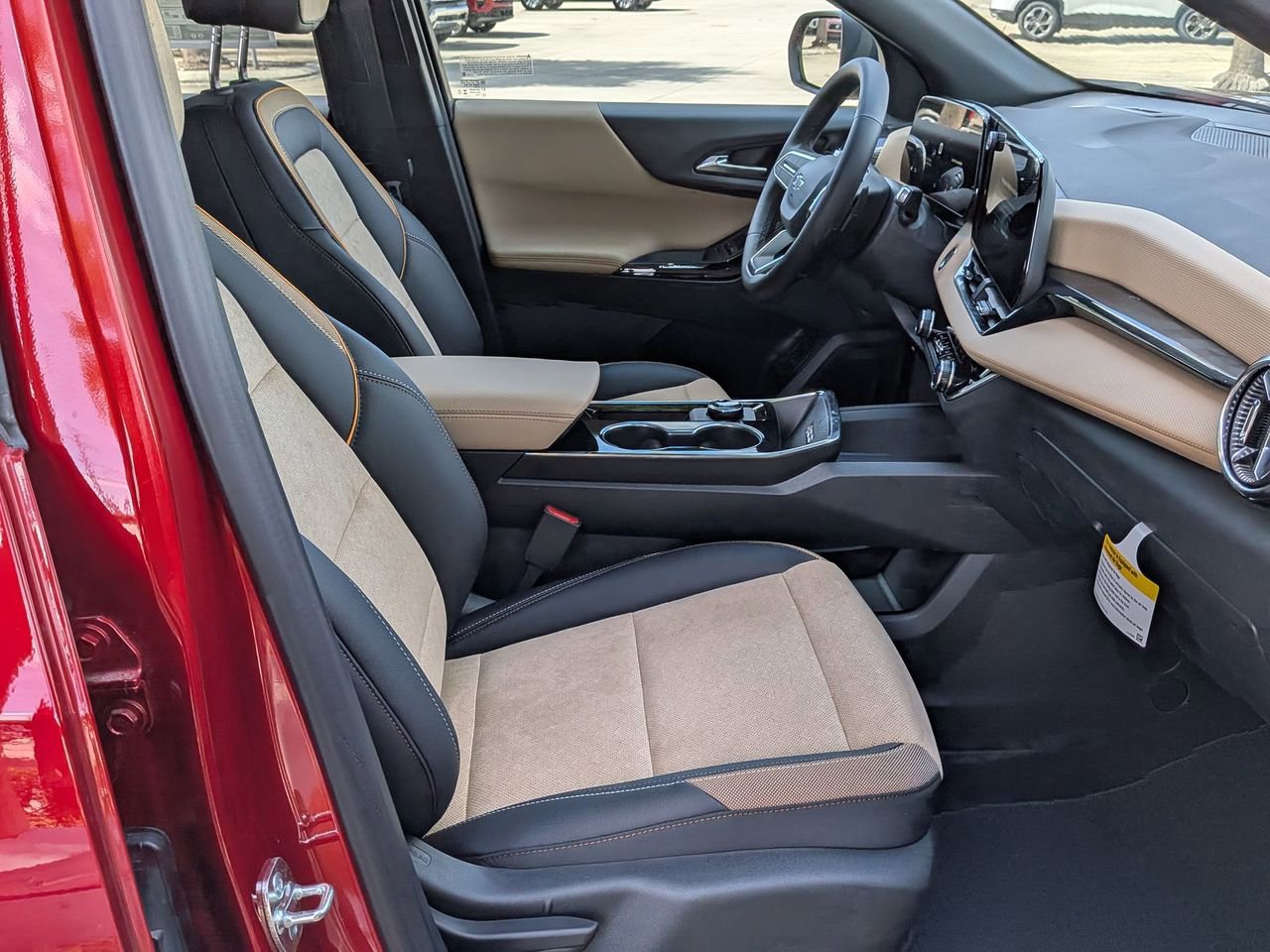 New 2026 Chevrolet Equinox ACTIV w/ Safety and Technology Package FWD image 25