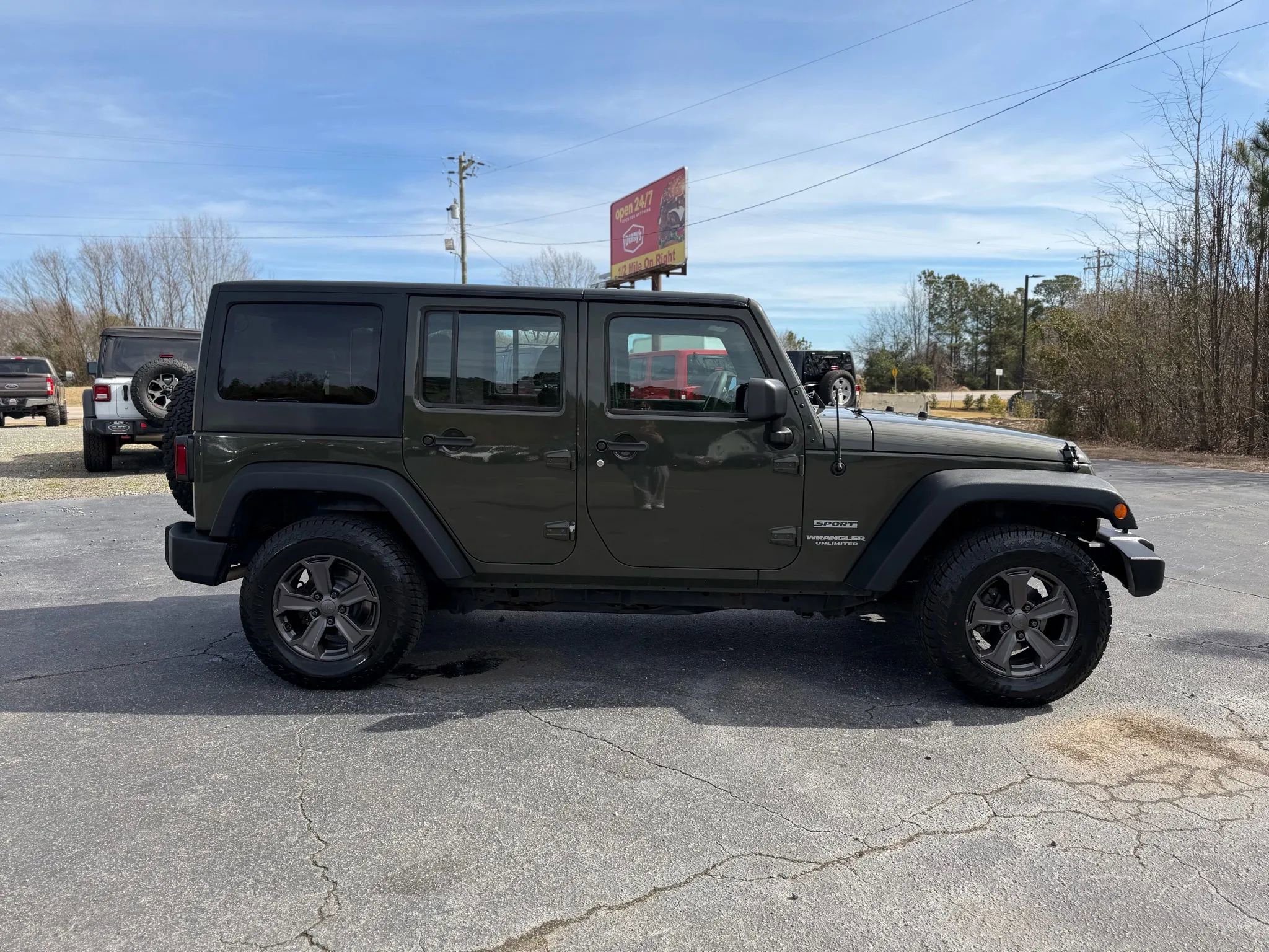 Used 2015 Jeep Wrangler Unlimited Sport image 6