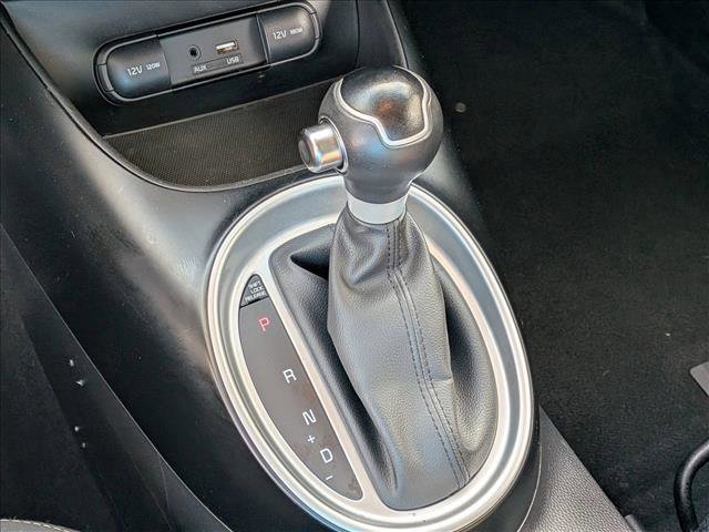 Used 2018 Kia Soul Base image 16
