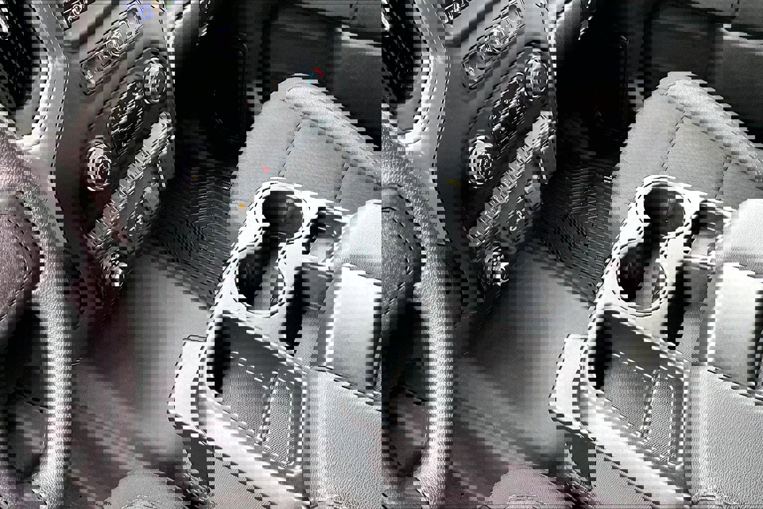 Used 2025 Chevrolet Silverado 1500 Custom image 15