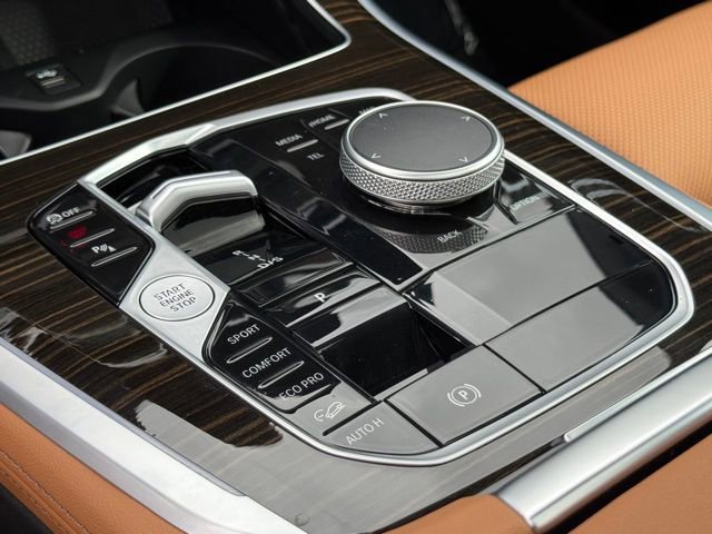 Used 2025 BMW X5 xDrive40i w/ Premium Package image 28