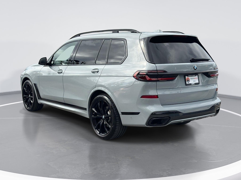 Used 2024 BMW X7 xDrive40i w/ M Sport Package AWD/4WD image 5