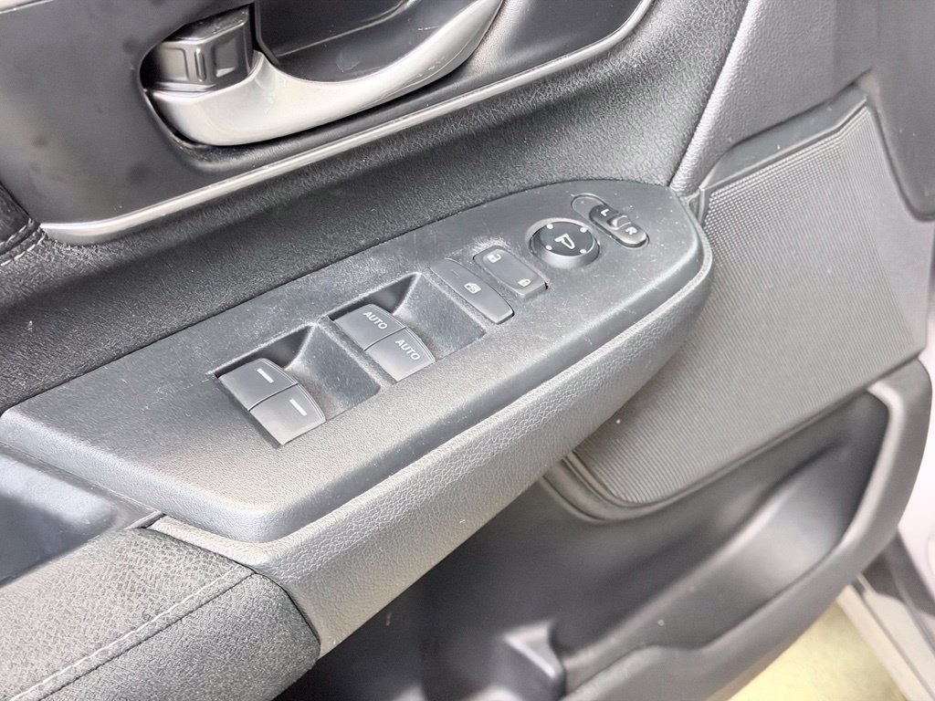 Used 2022 Honda CR-V EX image 10