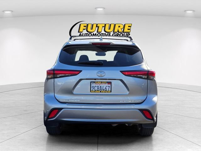 Used 2022 Toyota Highlander Platinum AWD/4WD image 6