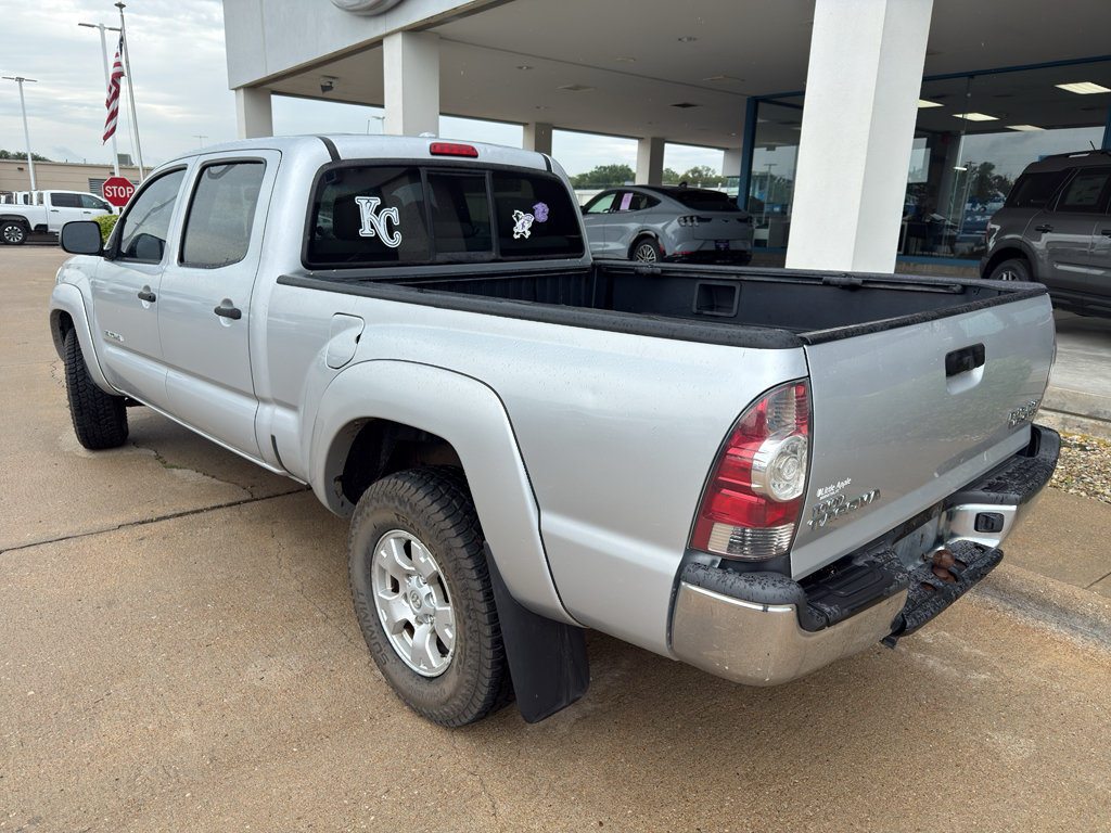 Used 2010 Toyota Tacoma PreRunner RWD image 9