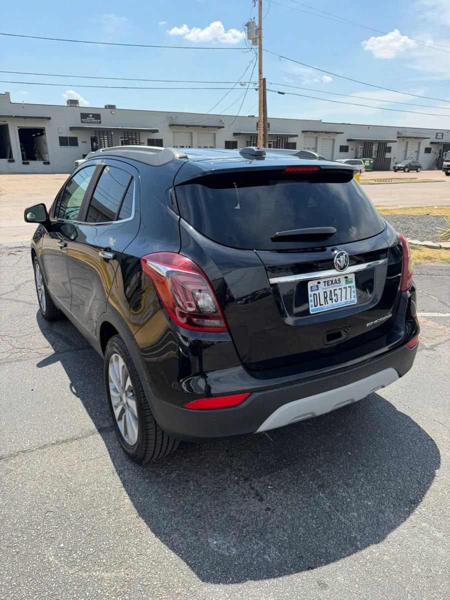 Used 2020 Buick Encore Preferred FWD image 5