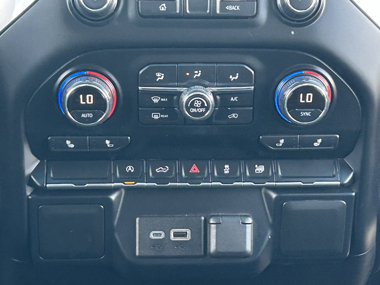 Used 2020 Chevrolet Silverado 1500 LT w/ All-Star Edition RWD image 21