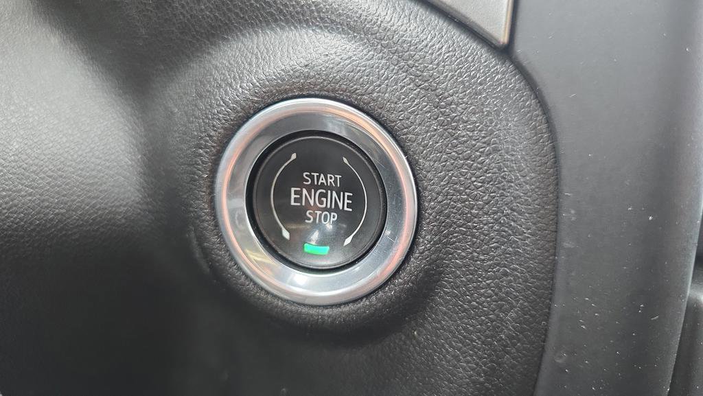 Used 2020 Chevrolet Silverado 1500 LT w/ All-Star Edition AWD/4WD image 15