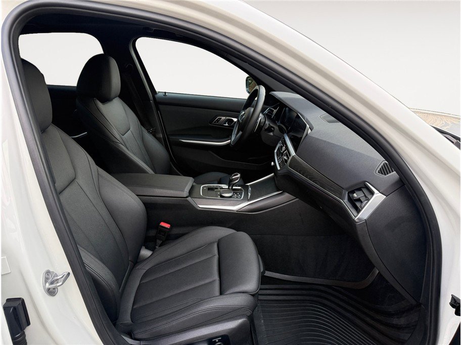 Used 2020 BMW M340i w/ Parking Assistance Package image 15