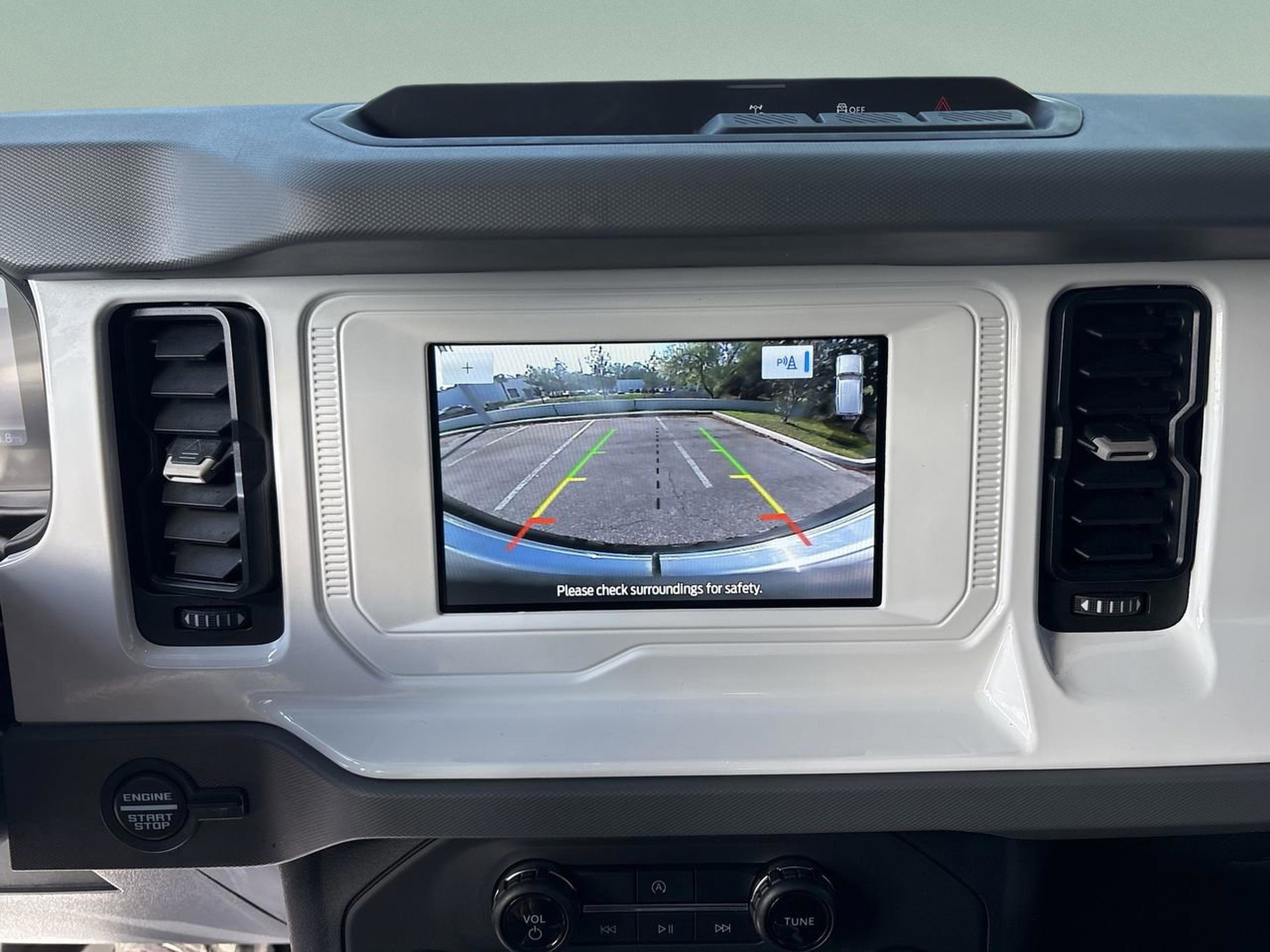 Used 2023 Ford Bronco Big Bend image 27