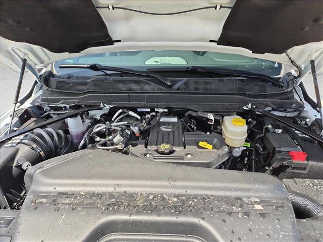 New 2026 RAM 3500 Laramie AWD/4WD image 16