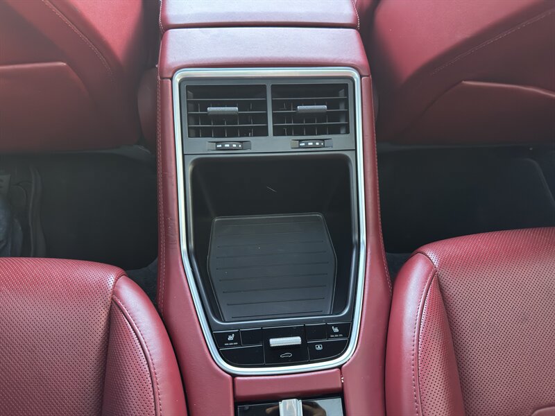 Used 2017 Porsche Panamera 4S AWD/4WD image 36