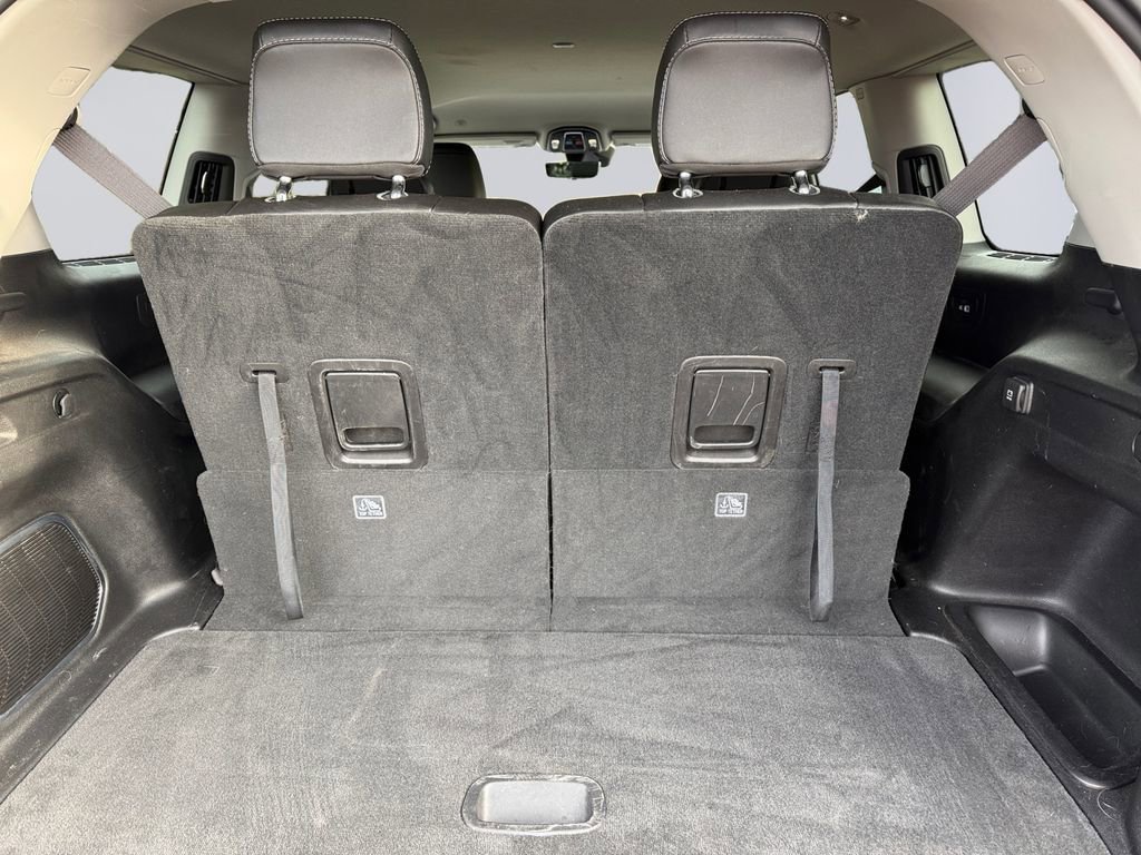 Used 2023 Jeep Grand Cherokee L Limited w/ Luxury Tech Group II image 20