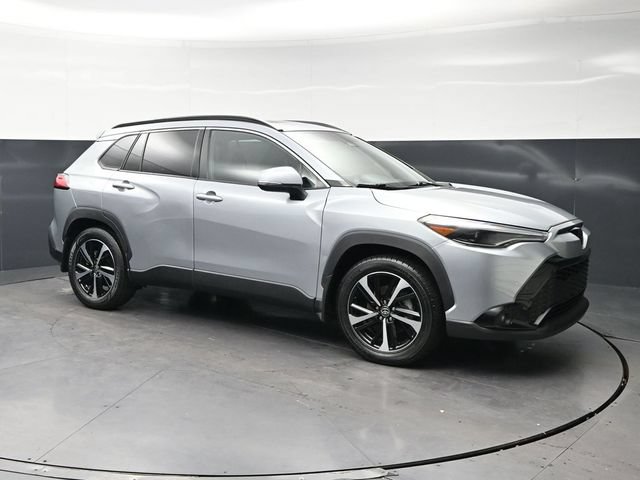 Used 2024 Toyota Corolla Cross AWD Hybrid w/ Convenience Package image 3