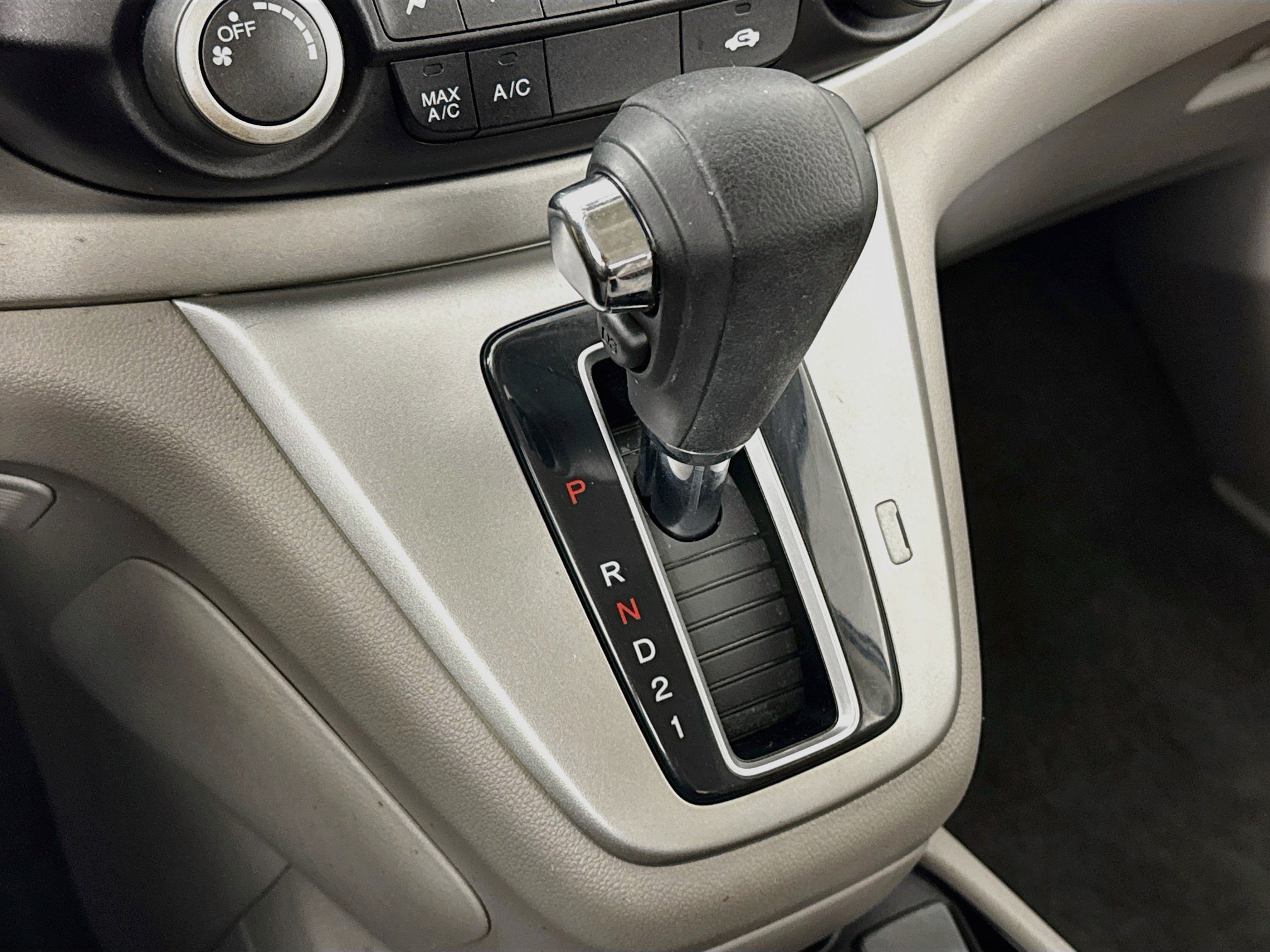 Used 2014 Honda CR-V LX image 16