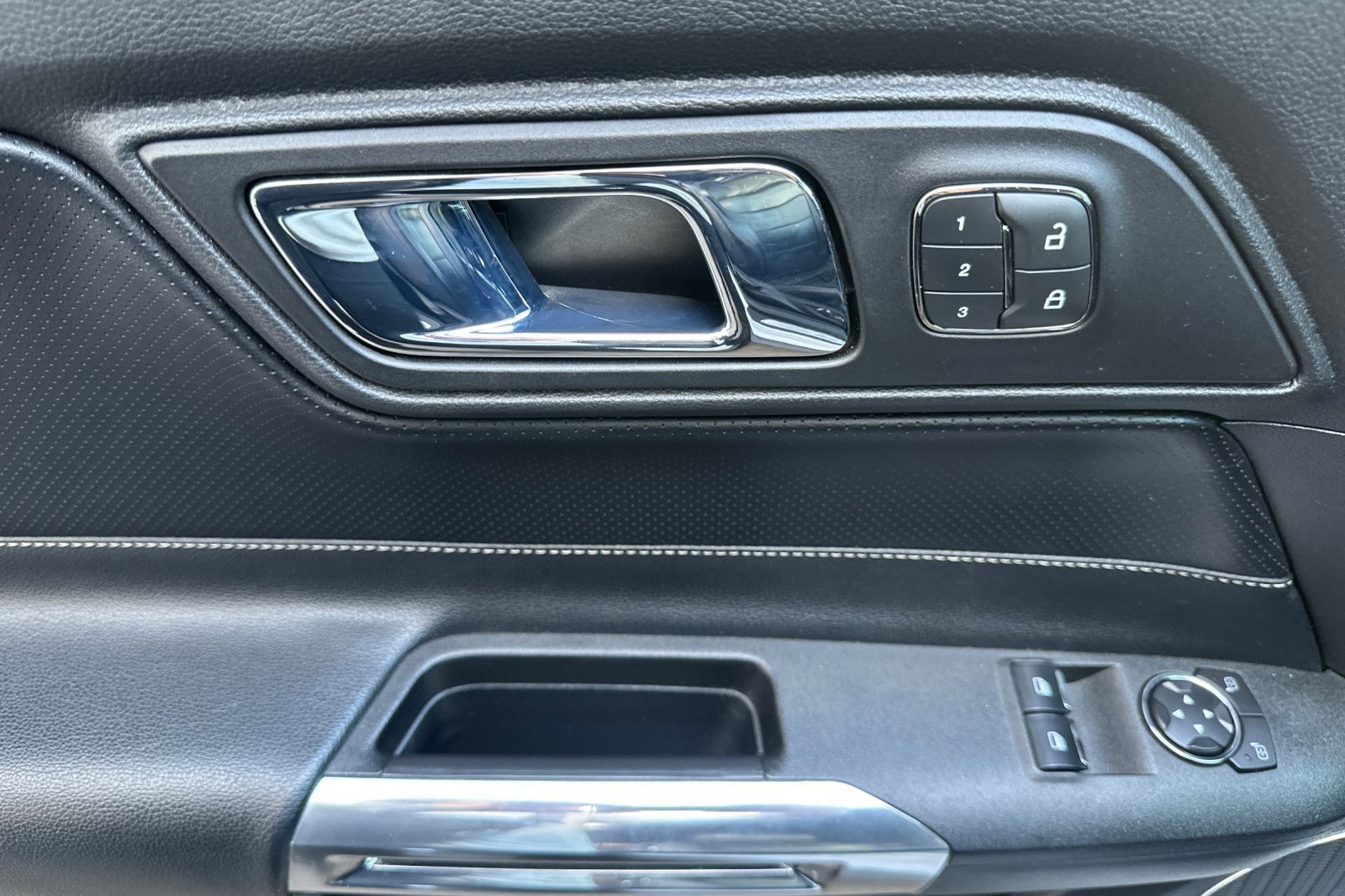 Used 2015 Ford Mustang GT Premium w/ GT Performance Package image 11