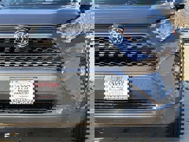 Certified 2021 Toyota RAV4 XLE Premium image 9