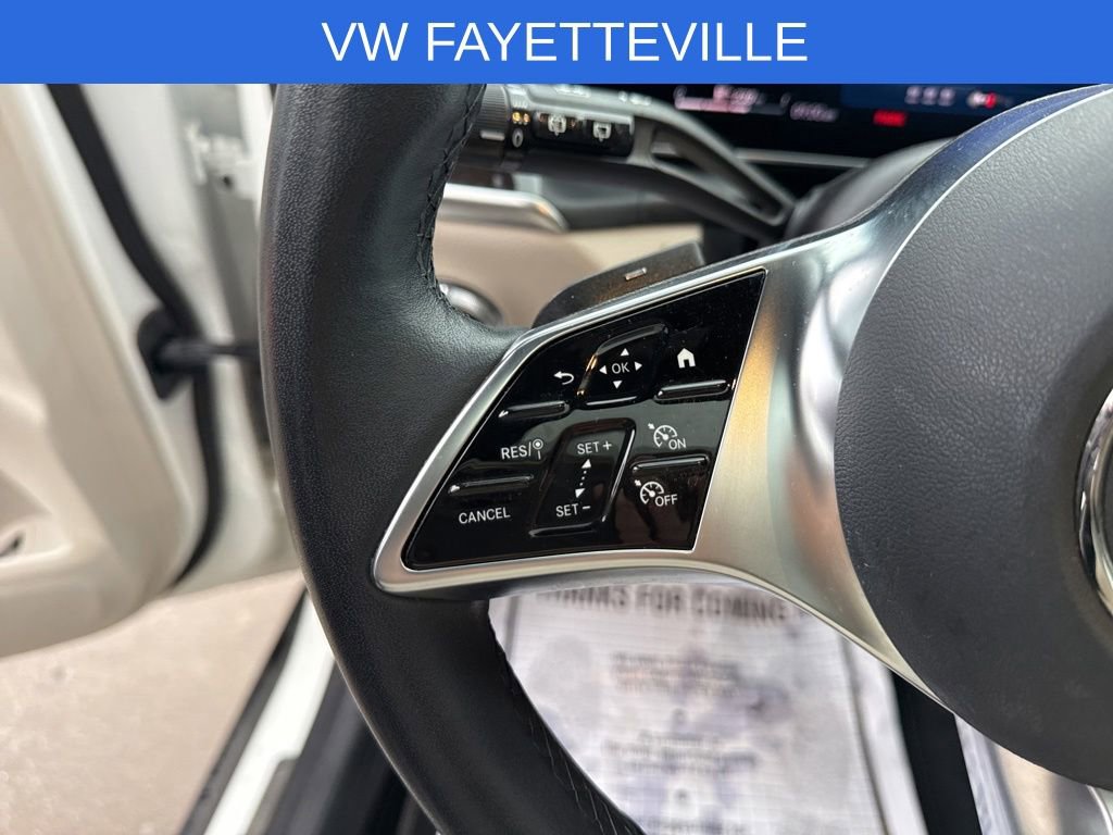Used 2025 Mercedes-Benz GLC 300 4MATIC image 21