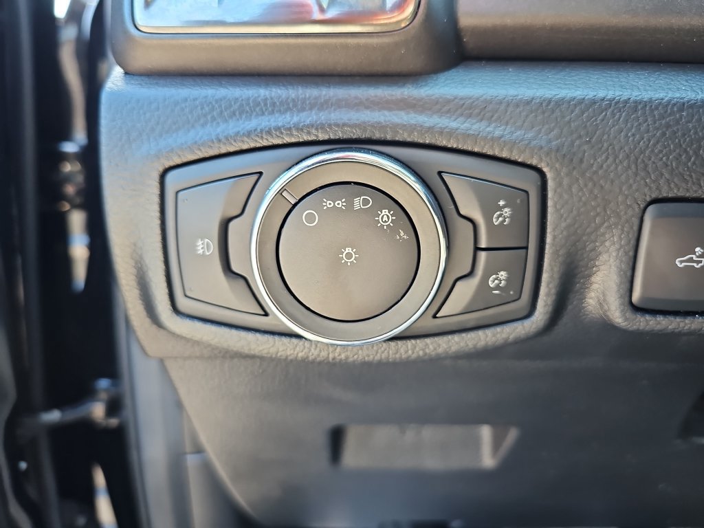 Used 2021 Ford Ranger Lariat w/ Tremor Off-Road Package AWD/4WD image 35