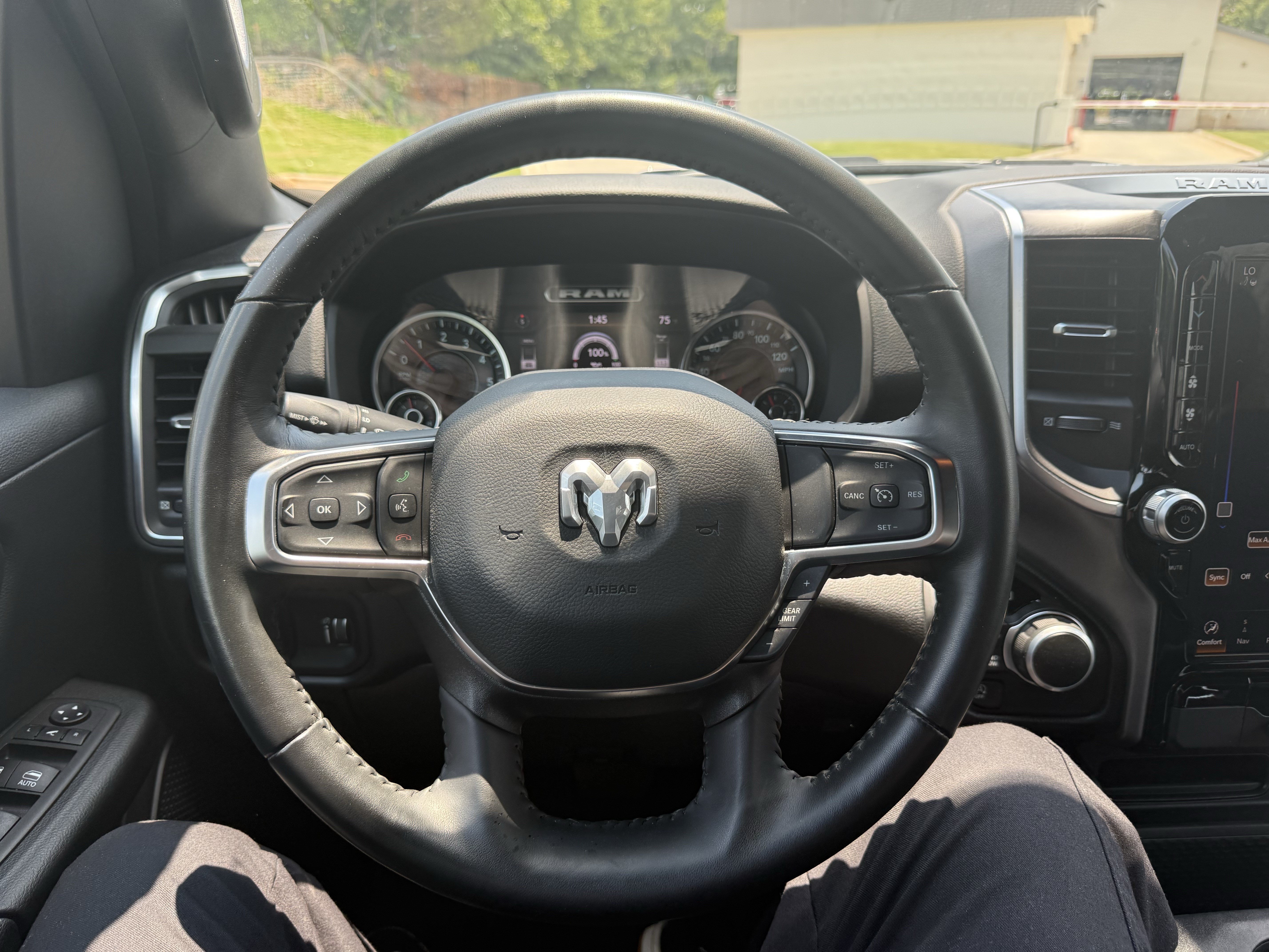 Used 2024 RAM 1500 Big Horn AWD/4WD image 18