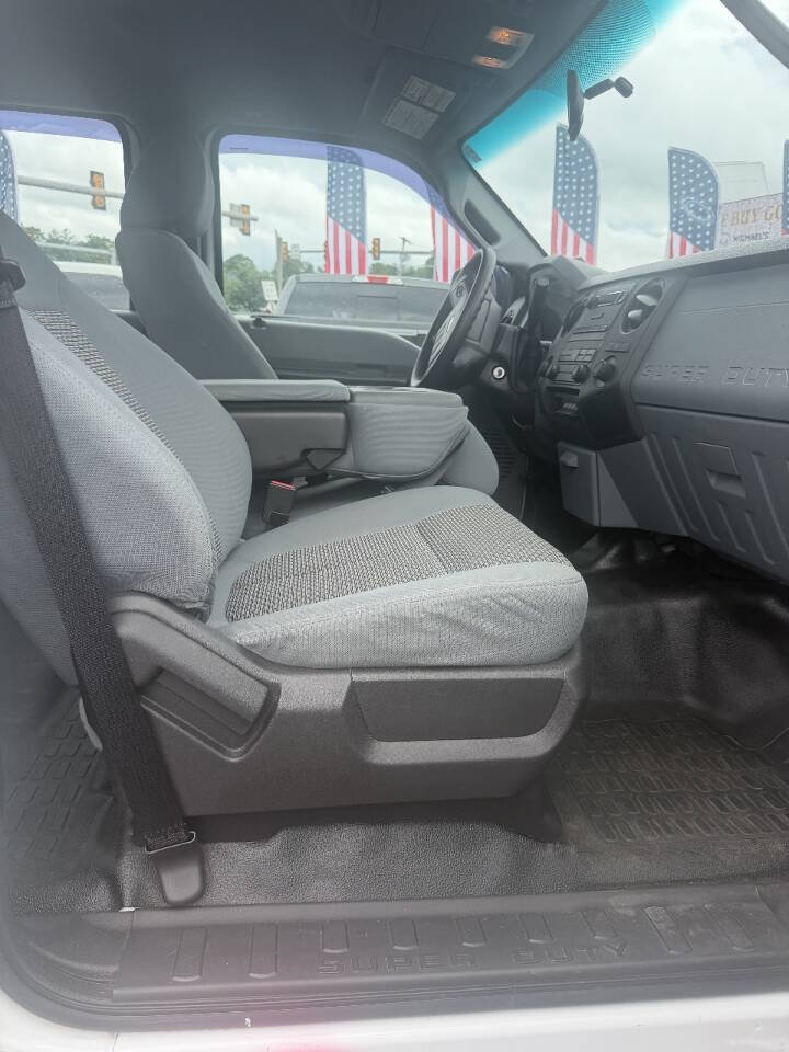 Used 2014 Ford F250 XL w/ Snow Plow Prep Package AWD/4WD image 12
